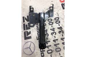 БУ Кронштейн замка капота Acura MDX 06-09-13 Honda