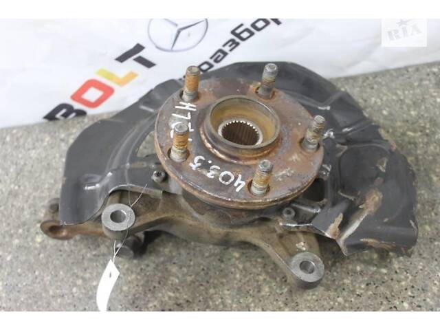 БУ Кулак поворотный передний левый Toyota RAV4 4321258010 Toyota