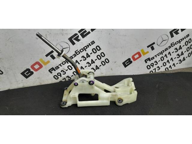 БУ Кулиса МКПП Toyota RAV4 (2000-2005) 3353042040 Toyota