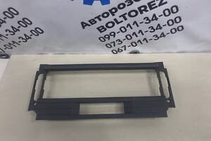 БУ Накладка на торпедо Nissan X-Trail T30 01-03-07 275758H300