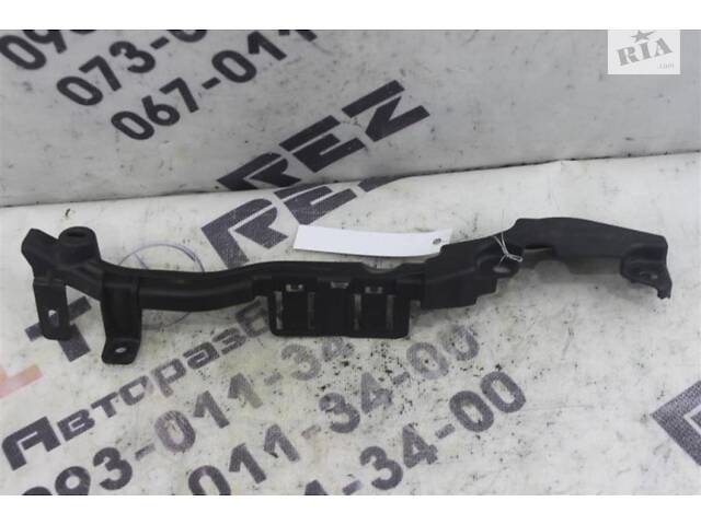 БУ Накладка на замок капота Peugeot 407 04-08-10 9655530780 Peugeot