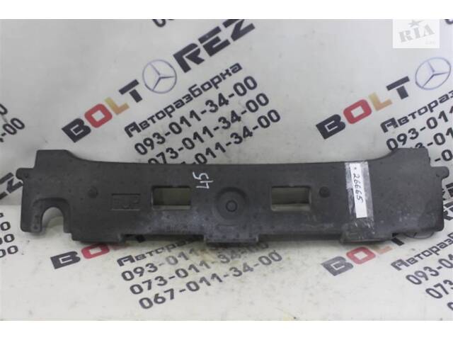 БУ Наполнитель переднего бампера Toyota RAV4 5261106060 Toyota