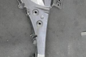 БУ Направляющая переднего бампера левая Audi Q7 05-09-15 4l0807283a