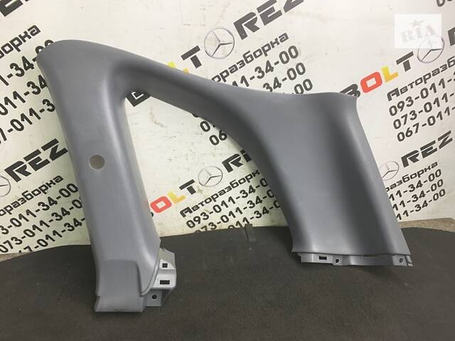 БУ Обшивка багажника Toyota RAV4 (2000-2005) 6247142010 Toyota