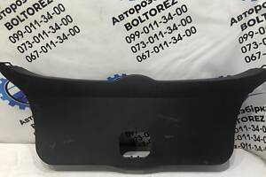 БУ Обшивка крышки багажника Toyota Auris (2006-2012) 6478002010 Toyota