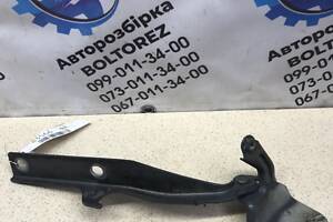 БУ Петля капота правая Suzuki Grand Vitara II (2005-2012 ) 5741065J01 Suzuki