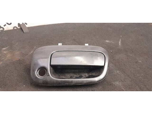 БУ Ручка крышки багажника Toyota RAV4 (2000-2005) 6909042050 Toyota