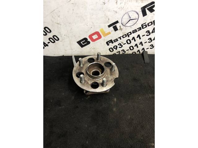 БУ Ступица задняя Toyota RAV4 (2000-2005) 4241042020 Toyota