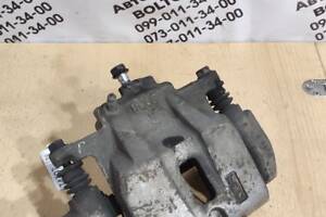 БУ Суппорт передний правый Lexus RX 300/330/350/400h 2003-2009 Toyota