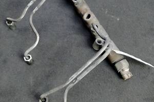 БУ Топливная рейка Toyota RAV4 (2000-2005) 2380722030 Toyota