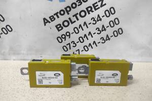 БУ Підсилювач антени Land Rover Range Rover Sport L322 (2009-2013) BJ3219g255ba Land Rover