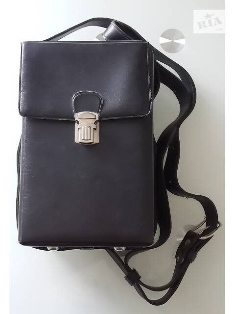 Фотовспышка ЛучМ1 с креплениями и блендой для средне-форматного объектива. - Фото 9