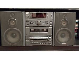 МУЗ. центр - Sony HCD-H150 Японія. Чудовий стан- ВСЕ ПРАЦЮЄ.