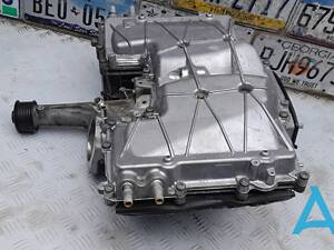 C2Z28244 - Б/У Коллектор впускной на JAGUAR XE (X760) 35t R-Sport