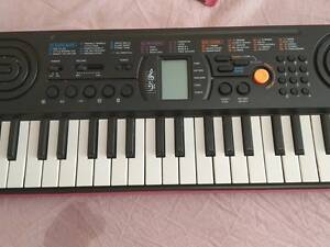 Casio SA-78 синтезатор