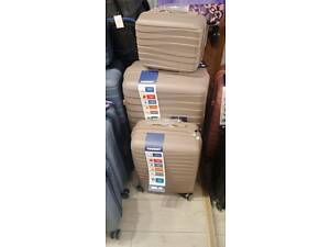 Валізи American Tourister