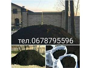 Чернозем в мішках та насипом від 3 тонн