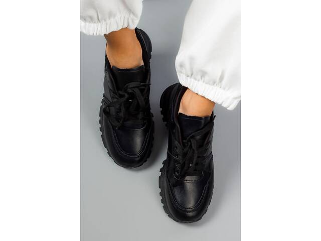 Чорні шкіряні жіночі кросівки Revella, чорні кросівки 36-41р код 17030 40 - Фото 3