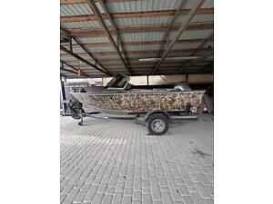 човен Tracker Targa 16