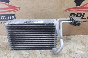 Chrysler TOWN and COUNTRY 2011- радиатор испаритель кондиционера задний 68164489AA / Y9633001