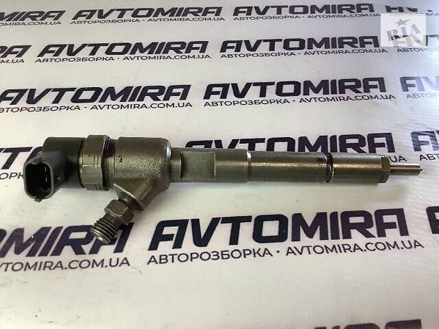 Форсунка паливна Citroen Nemo 1.3 MJTD 2007-2021 1723813