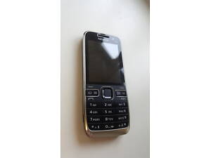 Телефон Nokia E52