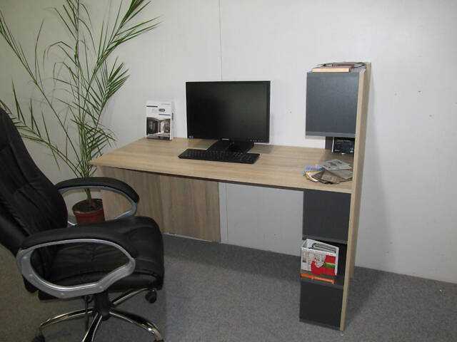 Cтіл комп'ютерний з полицями М-ЗОН Джеко 1416P правий Німфея Альба (MZN-031028) - Фото 5