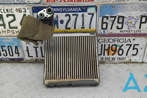 D2BZ19860B - Б/У Радиатор испарителя кондиционера на FORD FIESTA (CT) 1.6