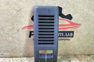 DAF LF 2001- Renault Midlum решетка вентиляционная накладка ремня 5010445027