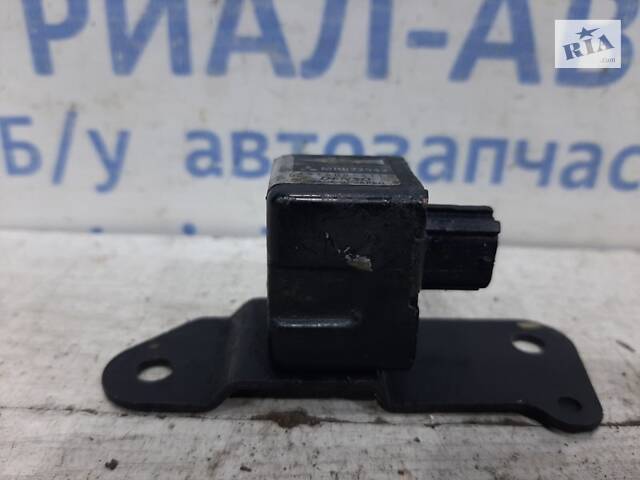 Датчик удара (airbag) Mitsubishi Pajero Sport K9 2.5 DIESEL 1996 (б/у)