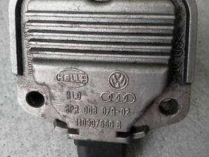 Датчик уровня масла Volkswagen Transporter 1J0907660B 6PR 008 079-02