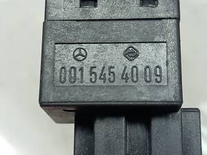 Датчик включення стоп сигналу Mercedes E-Class W211 2002-2009 0015454009