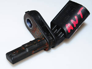 Датчик ABS передний левый 7H0927803 VW Caddy III 04-15, Audi Q3 11-18, Skoda Octavia A5 04-13