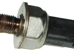 Датчик давления топлива в рейке 1.6HDI 16V, 1.4HDI 8V, 1.6TDCI 16V, 2.0TDCI 16V, 1.4TDCI 8V 9658227880 TOYOTA Aygo 05-14