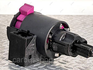 Датчик педали тормоза Audi Q7 (2010-2015), 4F0945459B