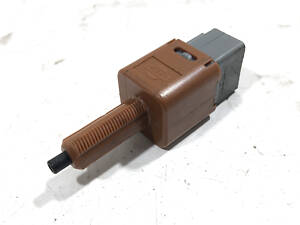 Датчик положения педали тормоза 4 пина 25320JN00A Renault Kadjar 15-22, Nissan Qashqai 14-22, Nissan X-Trail T32 14-21