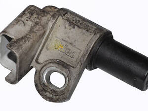 Датчик положения распредвала 9645844080 TOYOTA ProAce 13-16; FIAT Scudo 07-16; PEUGEOT Expert 07-16; CITROEN Jumpy 07-16