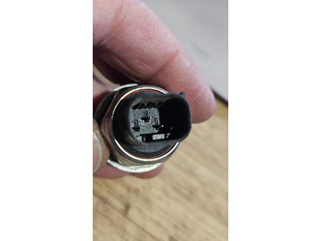 Датчик давления тормозной жидкости Hyundai/Kia 591502E500 Kia Sportage 2004-2010 - Фото 2