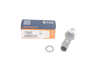Датчик тиску масла FAE 12882 Audi A4, A6, A8, Allroad, A3; Volkswagen Passat, Polo, Transporter, Phaeton, Touareg, Multi