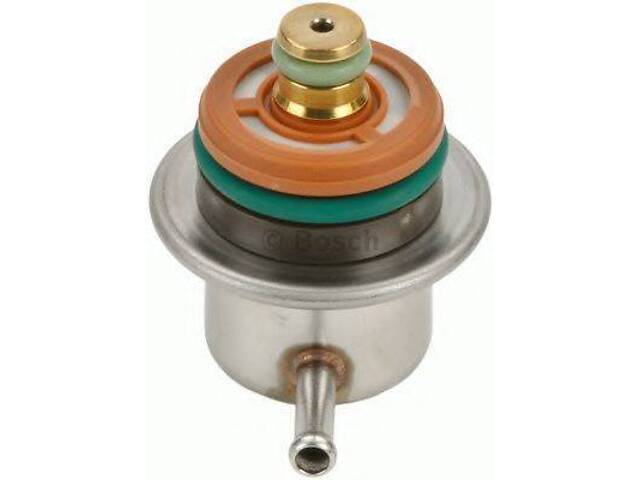 Датчик давления топлива BOSCH 0280160575 на AUDI A4 седан (8D2, B5) - Фото 1