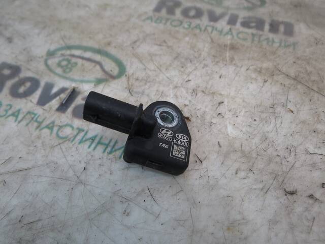 Датчик удара Hyundai KONA ELECTRIC 2017-2023 (Хюндай Кона Електрик), БУ-299473 - Фото 1