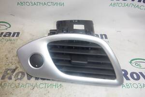 Дефлектор (повітропровід) боковий лівий Renault SCENIC 3 2009-2013 (Рено Сценик 3), БУ-213796