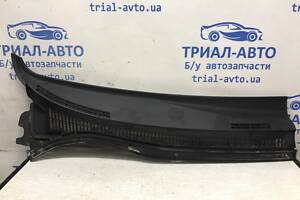 Дефлектор дворников Toyota Avensis T25 2.2 DIESEL 2ADFTV 2003 прав. (б/у)