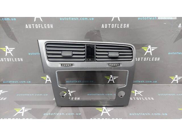 Дефлектор воздуха центральный 5G1815735C, 5G1815736C, 5G1819743D Volkswagen Golf 7 гольф бу