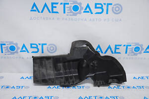 Дефлектор радиатора левый Toyota Prius V 12-17 сломан фрагмент