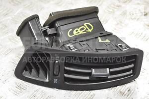 Дефлектор воздушный левый Kia Ceed 2007-2012 974801H000 265684