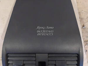 Дефлектор воздушный центральный Honda Accord 03-07 000050176