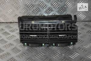 Дефлектор воздушный центральный VW Touareg 2002-2010 7L6819727F 1