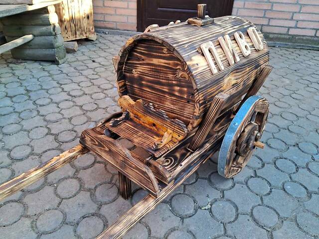 Декор бочка на тачці