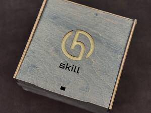 ? Дерев'яна коробка SKILL під ремені (15см × 15см × 7см)